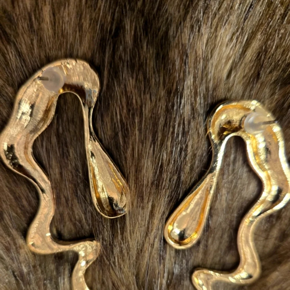 Goldtone Abstract Asymmetrical Dangle Pierced Earrings